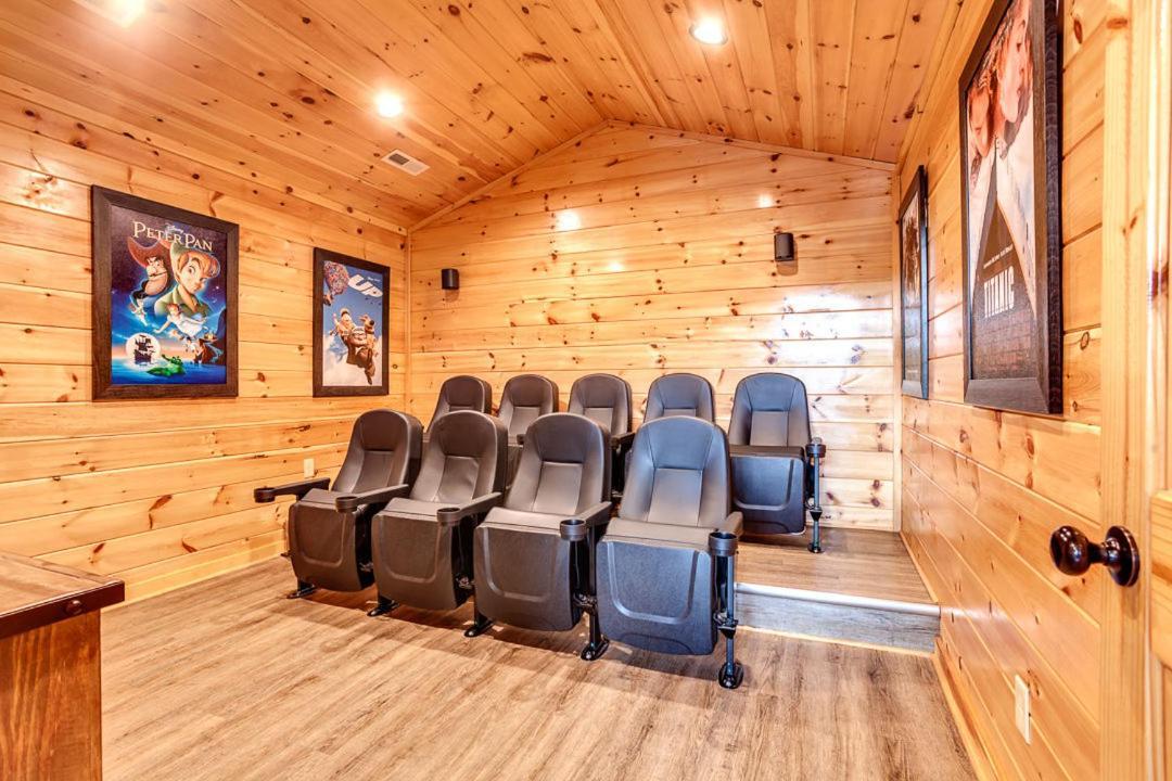 Gatlinburg Cabin With Private Hot Tub By Staycating Kültér fotó