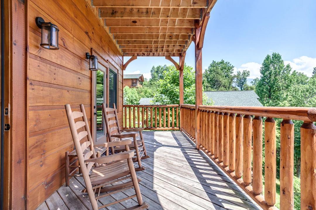 Gatlinburg Cabin With Private Hot Tub By Staycating Kültér fotó