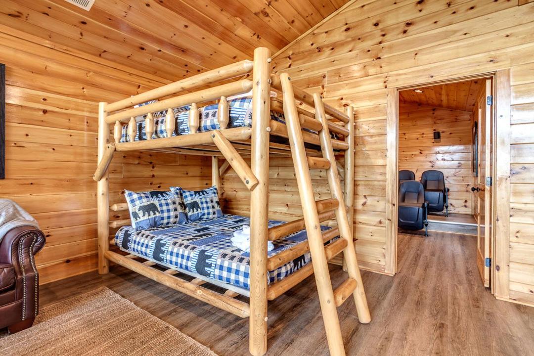 Gatlinburg Cabin With Private Hot Tub By Staycating Kültér fotó